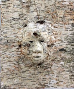 SPIRIT OF THE FOREST” mask by Mary Jane Piccuirro. © Piccuirro, 2018. Courtesy of the artist.