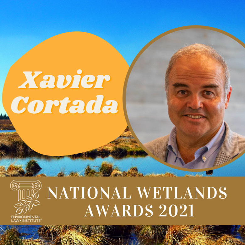 Xavier Cortada, Winner Of The 2021 National Wetland Award. ©2021 Xavier Cortada. Photo courtesy of the artist.