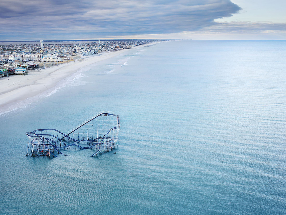 Stephen Wilkes, Hurricane Sandy, Seaside Heights, NJ, 2012. Photograph. ©Stephen Wilkes, 2012.  Courtesy of Monroe Gallery of Photography.